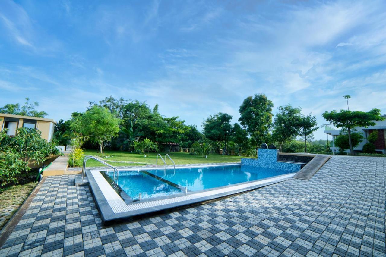 Grape County Eco Resort & Spa, Nashik Exterior foto